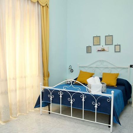 La Terrazza Di Dante Bed & Breakfast Naples Exterior photo