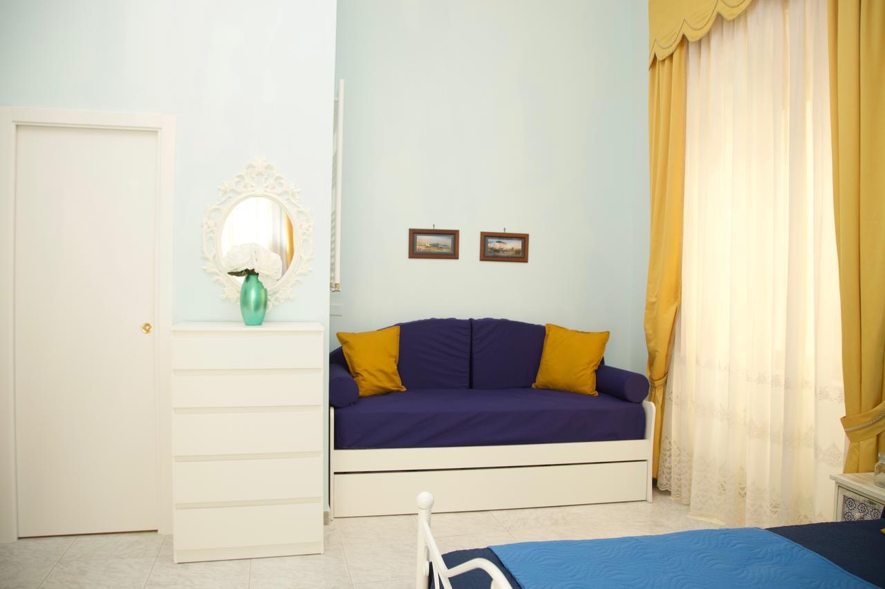 La Terrazza Di Dante Bed & Breakfast Naples Exterior photo