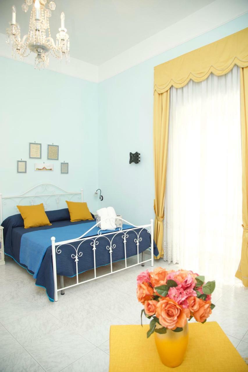 La Terrazza Di Dante Bed & Breakfast Naples Exterior photo